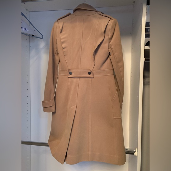 BCBGMAXAZRIA Fayette Ruffle Woven Trench Dress Coat in Sand Tan XS - Picture 7 of 8